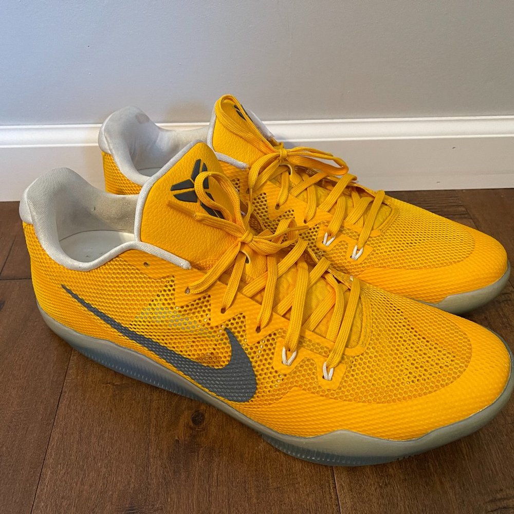Nike Kobe XI 11 TB University Gold Athletic Shoes 856485-771 - Men's 18